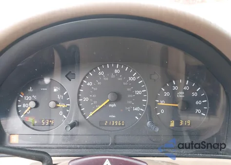 2005 Mercedes-Benz Ml 500 4Matic из США, поврежденный, VIN 4JGAB75E75A563300